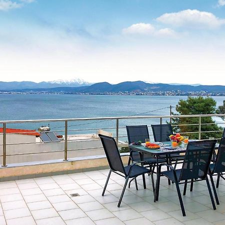 Amazing Home In Chalkida With Wifi Kültér fotó