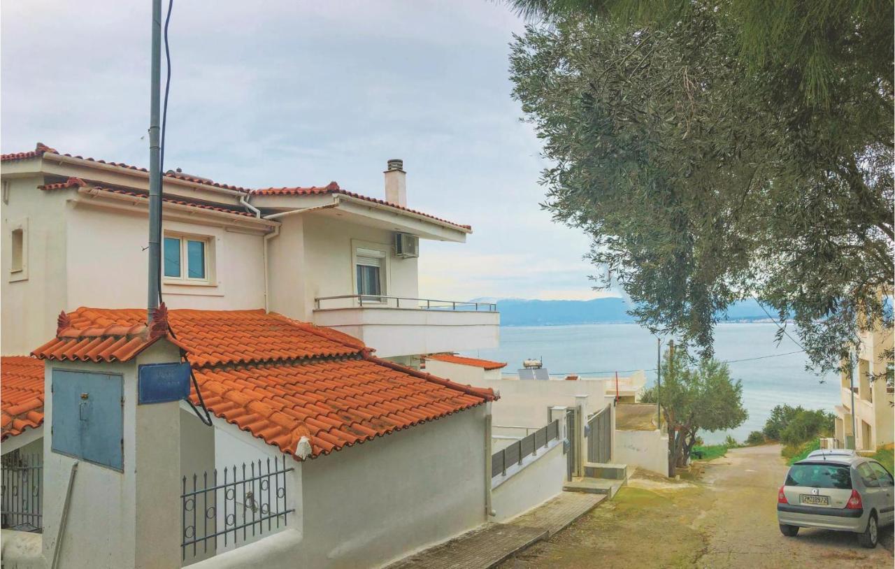 Amazing Home In Chalkida With Wifi Kültér fotó